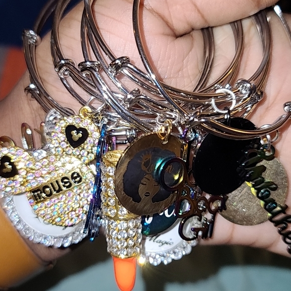 Bangles - Picture 2 of 8